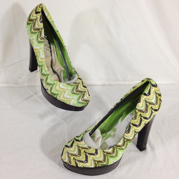 Shoes of Soul-Final Price- Green Fabric Size 7 Platform Heels - Picture 1 of 11